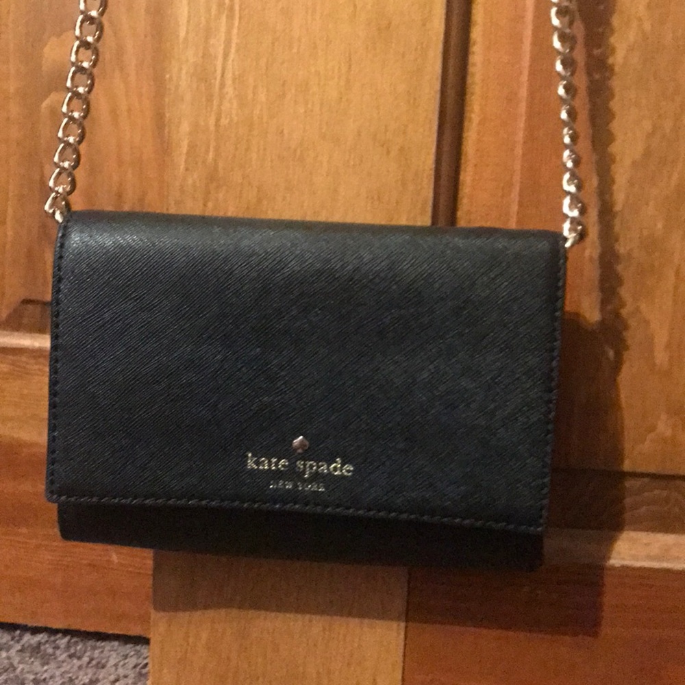 Small Kate Spade crossbody purse